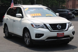 Used 2018  Nissan Pathfinder 4d SUV 4WD SV at Warner Motors near East Orange&comma; NJ