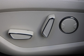 Used 2016  Lincoln MKC 4d SUV AWD Select at Warner Motors near East Orange, NJ