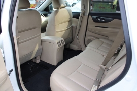 Used 2016  Nissan Rogue 4d SUV AWD SL at Warner Motors near East Orange&comma; NJ