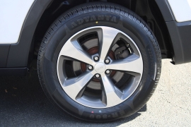 Used 2019  Jeep Cherokee 4d SUV 4WD Limited 3&period;2L at Warner Motors near East Orange&comma; NJ