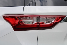 Used 2019  Chevrolet Traverse 4d SUV FWD LT Cloth w&sol;1LT at Warner Motors near East Orange&comma; NJ