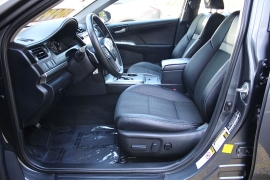 Used 2013  Toyota Camry 4d Sedan SE at Warner Motors near East Orange&comma; NJ