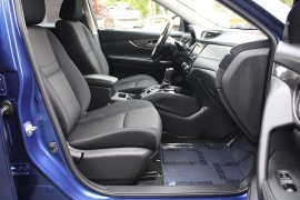 Used 2019  Nissan Rogue 4d SUV AWD SV at Warner Motors near East Orange&comma; NJ