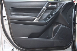 Used 2017  Subaru Forester 4d SUV 2&period;5i Touring at Warner Motors near East Orange&comma; NJ
