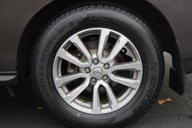 Used 2016  Nissan Pathfinder 4d SUV 4WD SL at Warner Motors near East Orange, NJ