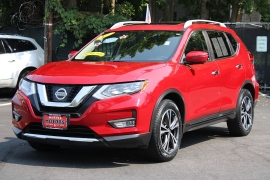 Used 2017  Nissan Rogue 4d SUV AWD SL at Warner Motors near East Orange&comma; NJ