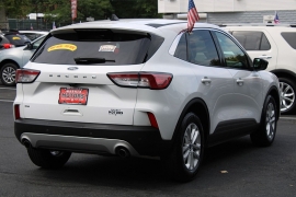Used 2022  Ford Escape SE FWD at Warner Motors near East Orange&comma; NJ