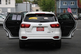 Used 2019  Kia Sorento 4d SUV AWD LX I4 at Warner Motors near East Orange&comma; NJ