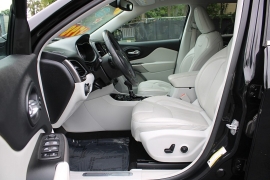Used 2019 Jeep Cherokee 4d SUV 4WD Limited 3.2L at Warner Motors near East Orange, NJ
