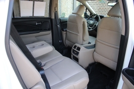 Used 2016  Honda Pilot 4d SUV AWD EX-L at Warner Motors near East Orange&comma; NJ