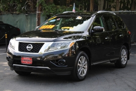 Used 2014  Nissan Pathfinder 4d SUV 4WD SV at Warner Motors near East Orange&comma; NJ