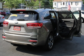 Used 2016  Kia Sorento 4d SUV AWD SX at Warner Motors near East Orange&comma; NJ