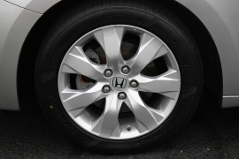 Used 2009  Honda Accord Sdn 4dr V6 Auto EX-L at Warner Motors near East Orange, NJ