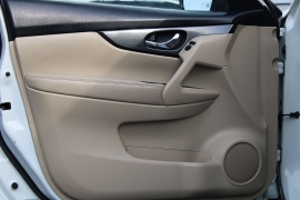 Used 2016  Nissan Rogue 4d SUV AWD SL at Warner Motors near East Orange&comma; NJ