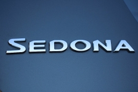 Used 2017 Kia Sedona 4d Wagon LX at Warner Motors near East Orange, NJ