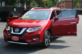 Used 2017  Nissan Rogue 4d SUV AWD SL at Warner Motors near East Orange&comma; NJ