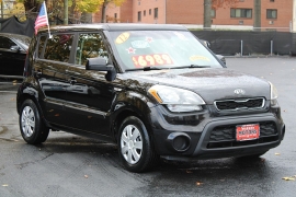 Used 2012  Kia Soul 4d Hatchback Base Auto at Warner Motors near East Orange, NJ