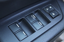 Used 2016  Honda Pilot 4d SUV AWD EX-L at Warner Motors near East Orange&comma; NJ