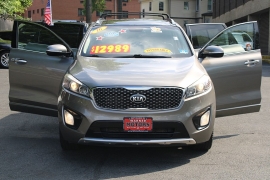 Used 2016  Kia Sorento 4d SUV AWD SX at Warner Motors near East Orange&comma; NJ