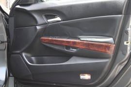 Used 2012  Honda Crosstour 4d SUV FWD EX at Warner Motors near East Orange&comma; NJ
