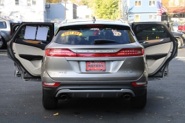 Used 2016  Lincoln MKC 4d SUV AWD Select at Warner Motors near East Orange, NJ