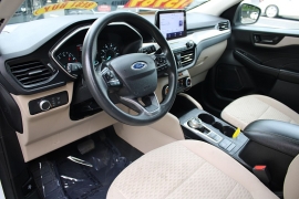 Used 2022  Ford Escape SE FWD at Warner Motors near East Orange&comma; NJ