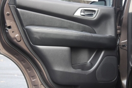 Used 2016  Nissan Pathfinder 4d SUV 4WD SL at Warner Motors near East Orange, NJ