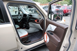 Used 2016 Jeep Renegade 4d SUV 4WD Limited at Warner Motors near East Orange, NJ