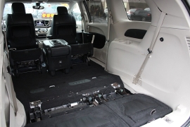 Used 2017  Chrysler Pacifica 4d Wagon Touring-L at Warner Motors near East Orange&comma; NJ