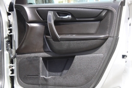 Used 2017 Chevrolet Traverse 4d SUV AWD LT w/1LT at Warner Motors near East Orange, NJ