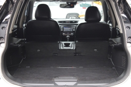Used 2017  Nissan Rogue 4d SUV AWD SL at Warner Motors near East Orange&comma; NJ