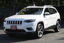 Used 2019  Jeep Cherokee 4d SUV 4WD Limited 3&period;2L at Warner Motors near East Orange&comma; NJ