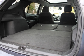 Used 2018  Chevrolet Equinox 4d SUV FWD LT w&sol;1LT at Warner Motors near East Orange&comma; NJ