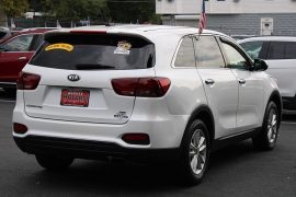 Used 2020  Kia Sorento 4d SUV FWD L at Warner Motors near East Orange&comma; NJ