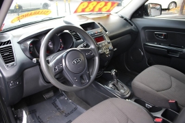 Used 2012  Kia Soul 4d Hatchback Base Auto at Warner Motors near East Orange, NJ