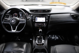 Used 2017  Nissan Rogue 4d SUV AWD SL at Warner Motors near East Orange&comma; NJ