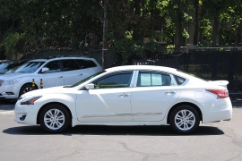 Used 2015  Nissan Altima 4d Sedan S 2&period;5L at Warner Motors near East Orange&comma; NJ