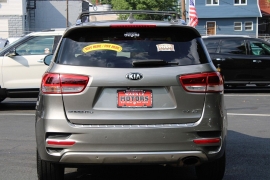 Used 2016  Kia Sorento 4d SUV AWD SX at Warner Motors near East Orange&comma; NJ