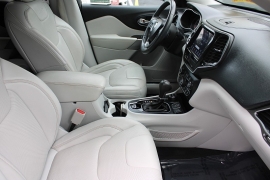 Used 2019 Jeep Cherokee 4d SUV 4WD Limited 3.2L at Warner Motors near East Orange, NJ
