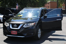 Used 2018  Nissan Rogue 4d SUV AWD SV at Warner Motors near East Orange&comma; NJ