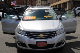 Used 2017 Chevrolet Traverse 4d SUV AWD LT w/1LT at Warner Motors near East Orange, NJ
