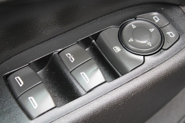 Used 2018  Chevrolet Equinox 4d SUV FWD LT w&sol;1LT at Warner Motors near East Orange&comma; NJ