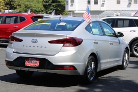 Used 2020  Hyundai Elantra 4d Sedan SEL at Warner Motors near East Orange&comma; NJ