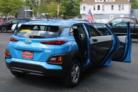 Used 2020  Hyundai Kona 4d SUV FWD SE at Warner Motors near East Orange&comma; NJ