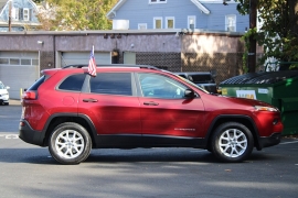 Used 2016  Jeep Cherokee 4d SUV 4WD Sport at Warner Motors near East Orange&comma; NJ