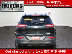 Used 2014  Jeep Cherokee 4d SUV FWD Latitude at Warner Motors near East Orange&comma; NJ