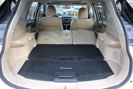 Used 2016  Nissan Rogue 4d SUV AWD SL at Warner Motors near East Orange&comma; NJ