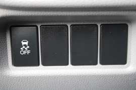 Used 2018  Honda Pilot 4d SUV AWD LX at Warner Motors near East Orange, NJ