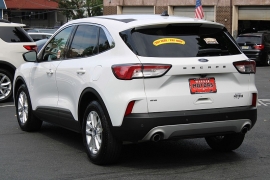Used 2022  Ford Escape SE FWD at Warner Motors near East Orange&comma; NJ