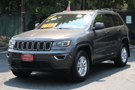 Used 2019  Jeep Grand Cherokee 4d SUV 4WD Laredo E at Warner Motors near East Orange&comma; NJ